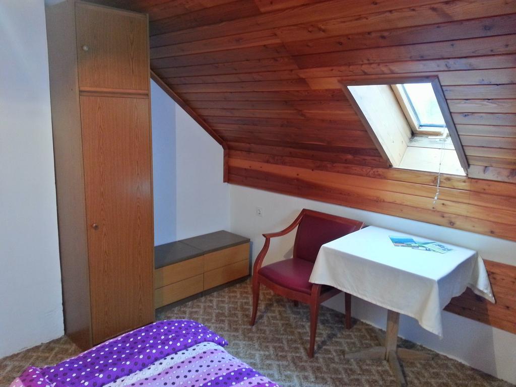 Guest House Beli Kamen Vojsko Eksteriør bilde