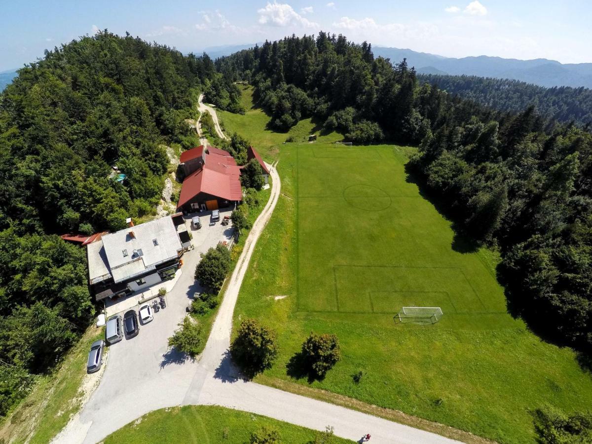 Guest House Beli Kamen Vojsko Eksteriør bilde