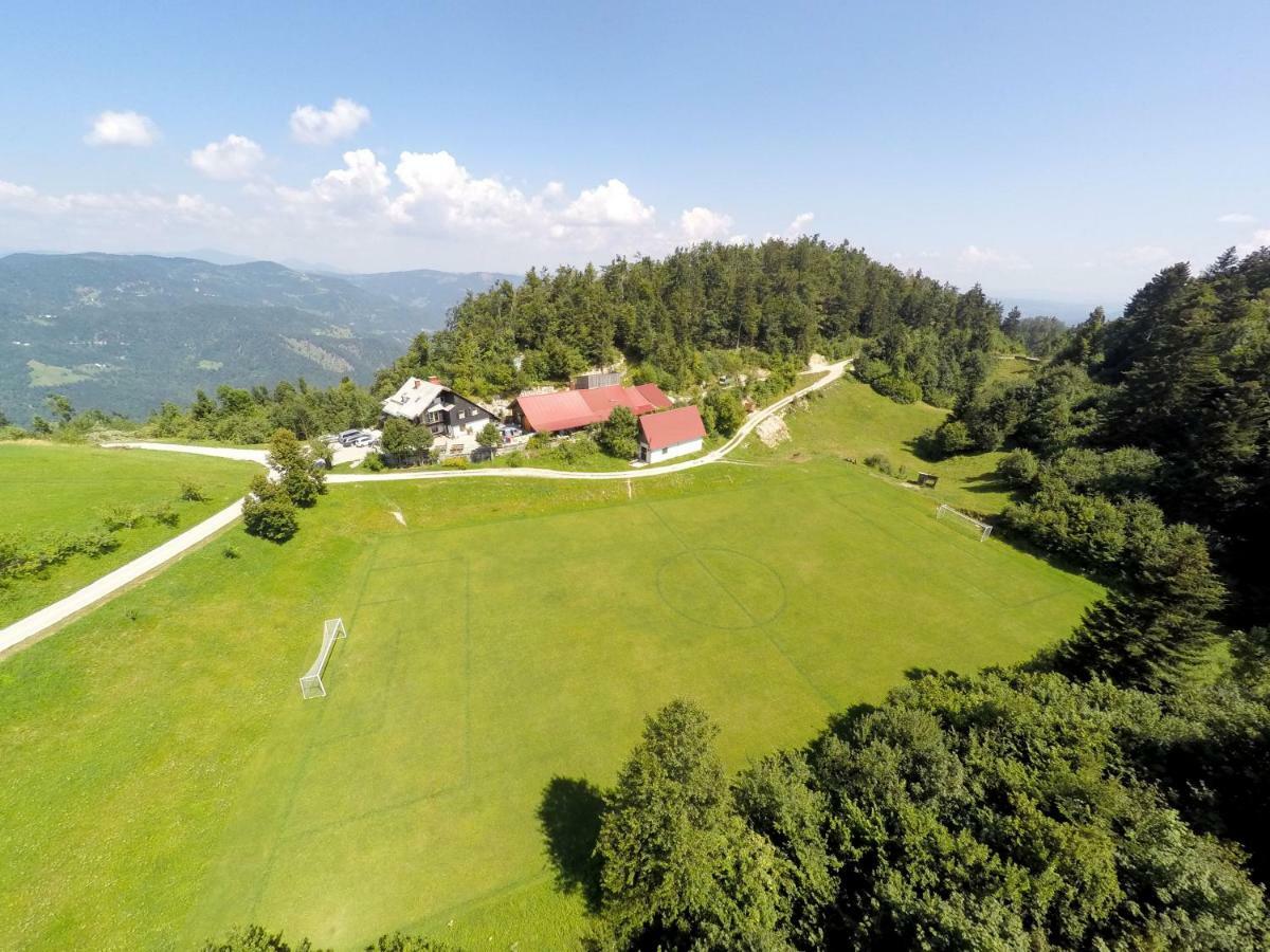 Guest House Beli Kamen Vojsko Eksteriør bilde